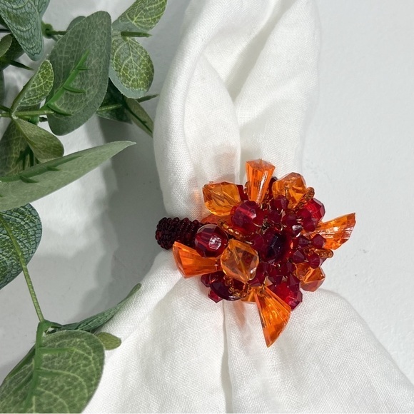 Pier 1 Napkin Rings Set of 4 Colorful Beaded Cluster Vibrant Orange Red Holders - Picture 2 of 7